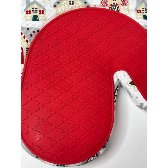 Wyatt Home Christmas Oven Mitt Gingerbread House Pot Holder Glove Red White - Picture 4 of 9